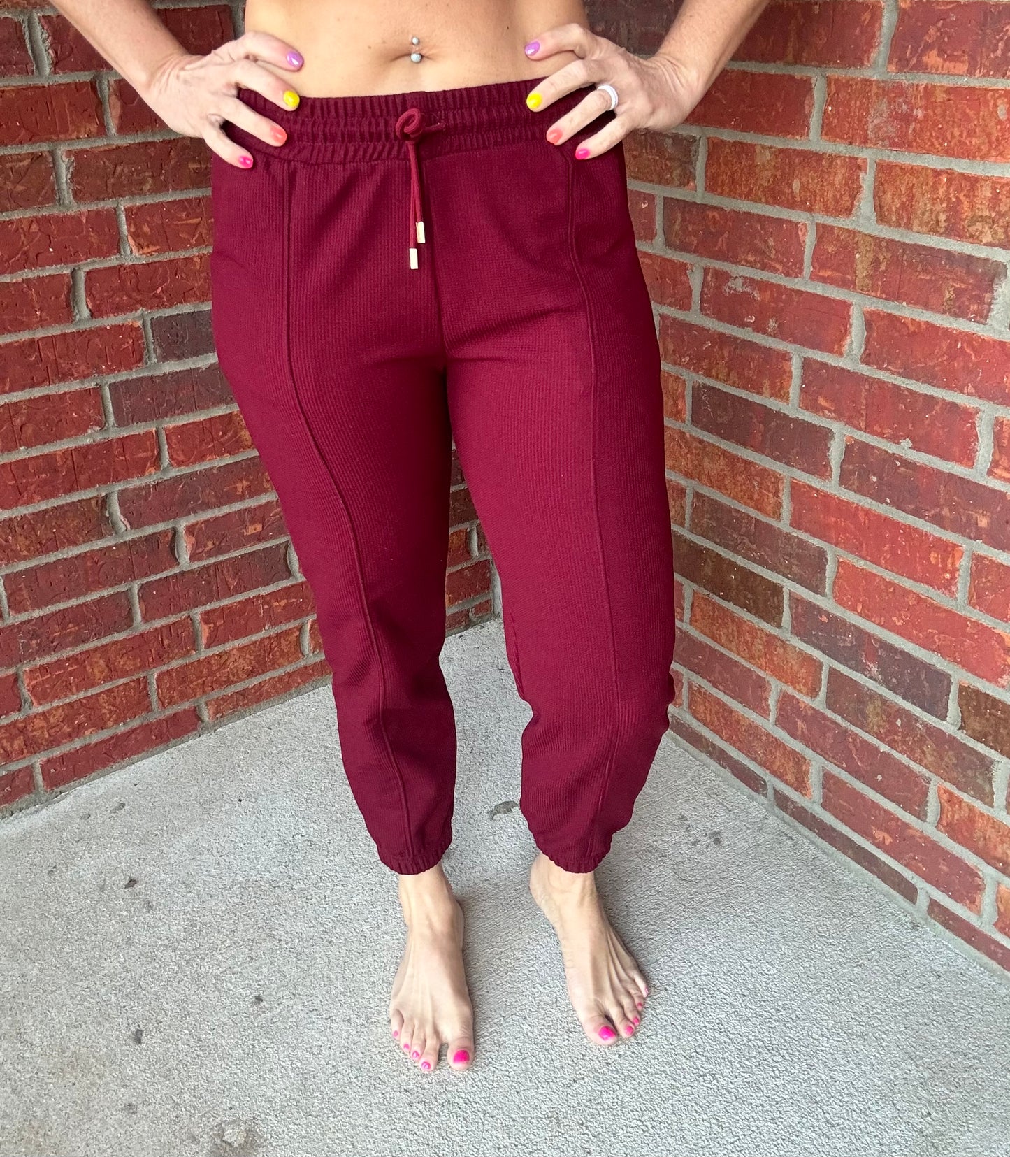 Merlot textured joggers